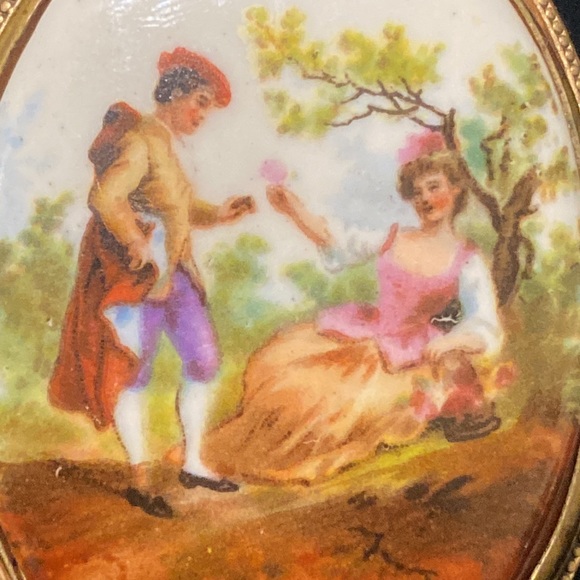 Vintage Victorian Hand Painted Necklace - Picture 4 of 14